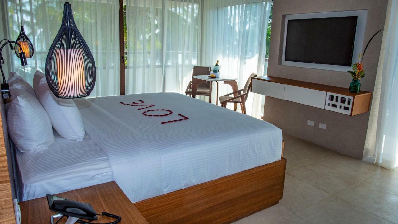 Azura Beach Resort (Adults Only) Sámara Εξωτερικό φωτογραφία